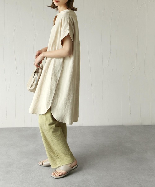 Chillfar（チルファー）の「スリットネックフレンチスリーブチュニック（チュニック・レディース・ベージュ/キャメル/チャコール・MEDIUM/LARGE）」の20枚目の写真