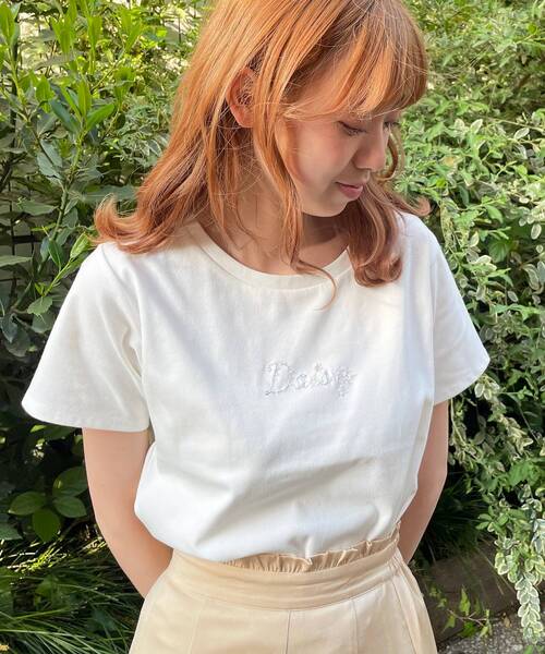 MAJESTIC LEGON（マジェスティックレゴン）の「ビーズロゴTee（Tシャツ/カットソー・レディース・オフホワイト/ピンクベージュ/ブラック・SMALL/MEDIUM）」の11枚目の写真