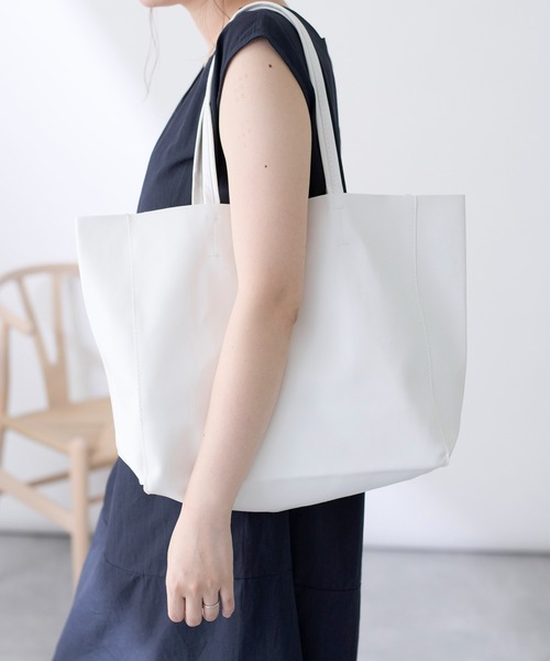 MAISON BREEZE(メゾンブリーズ)の「【MAISON BREEZE】フェイクレザーエコバッグ スタンダート KNF ※(ショルダーバッグ・レディース・ブラウン/ホワイト/ブラック/イエロー・FREE)」の17枚目の写真