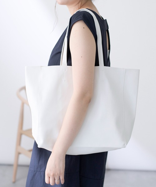 MAISON BREEZE(メゾンブリーズ)の「【MAISON BREEZE】フェイクレザーエコバッグ スタンダート KNF ※(ショルダーバッグ・レディース・ブラウン/ホワイト/ブラック/イエロー・FREE)」の16枚目の写真