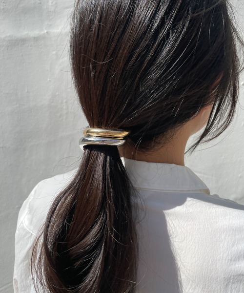 CEMONEMO(セモネモ)の「メタル コンビ ヘアピアス(バレッタ/ヘアクリップ・レディース・シルバー×ゴールド・FREE)」の2枚目の写真