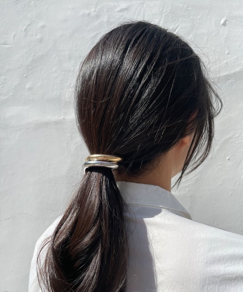 CEMONEMO(セモネモ)の「メタル コンビ ヘアピアス(バレッタ/ヘアクリップ・レディース・シルバー×ゴールド・FREE)」の4枚目の写真