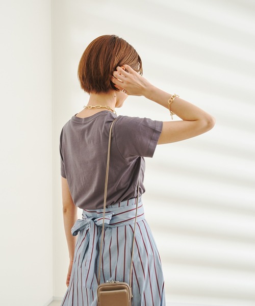 DouDou(ドゥドゥ)の「オーガニックコットン半袖クルーTシャツ(Tシャツ/カットソー・レディース・ブラック/イエロー/チャコールグレー/オフホワイト・FREE)」の6枚目の写真