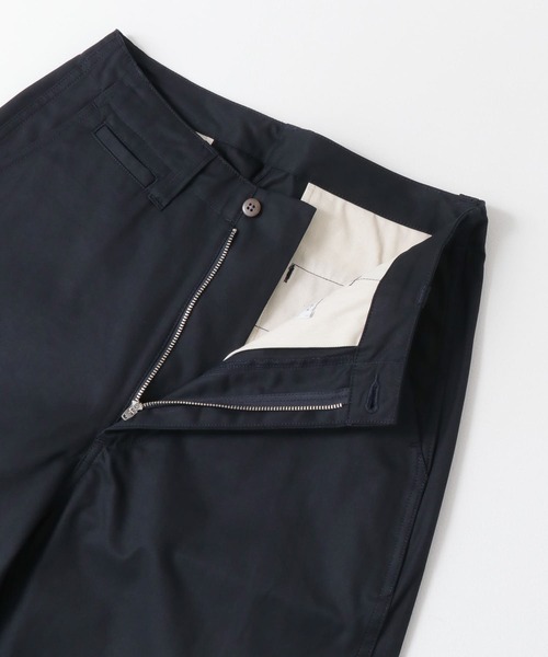 URBAN RESEARCH（アーバンリサーチ）の「ARMY CHINO TROUSERS（チノパンツ・メンズ・ネイビー/アイボリー/ベージュ・MEDIUM/LARGE）」の15枚目の写真