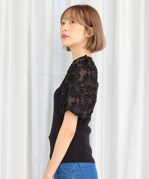 TITTY&CO.（ティティーアンドコー）の「【TITTY&CO.】フェザースリーブニットトップス（ニット/セーター・レディース・ブラック/オフホワイト・FREE）」の4枚目の写真