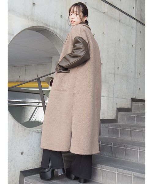 EVRIS(エヴリス)の「リバーシブルボアロングコート(その他アウター・レディース・ブラウン/アイボリー/ブラック・FREE)」の22枚目の写真