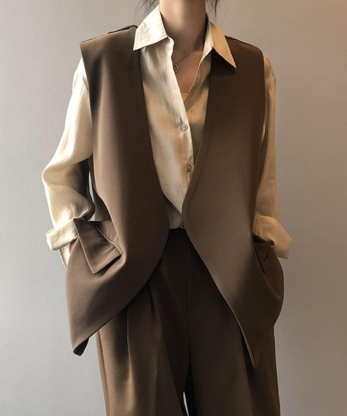 c.u.l（シーユーエル）の「【c.u.l:w】Vネックベスト culw81（ベスト・レディース・ホワイト/ブラウン/ブラック・S/L/M）」の12枚目の写真