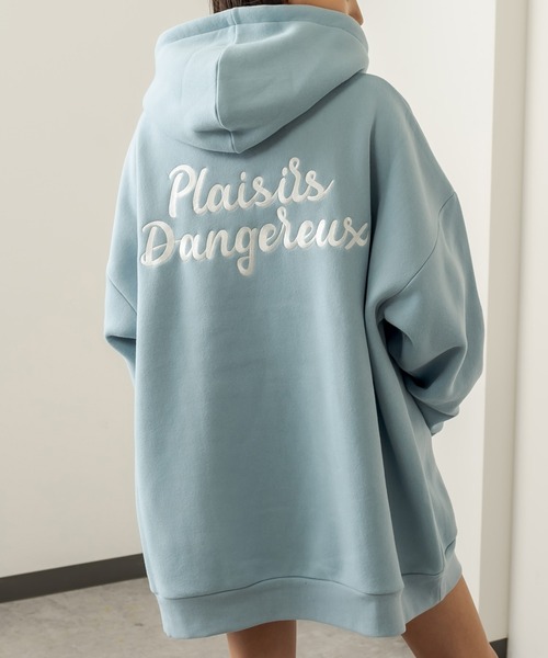 RASVOA(ラスボア)の「ロゴ刺繍ビッグパーカー/スウェットパーカー(パーカー・レディース・ブラック/オフホワイト/サックスブルー・FREE)」の3枚目の写真