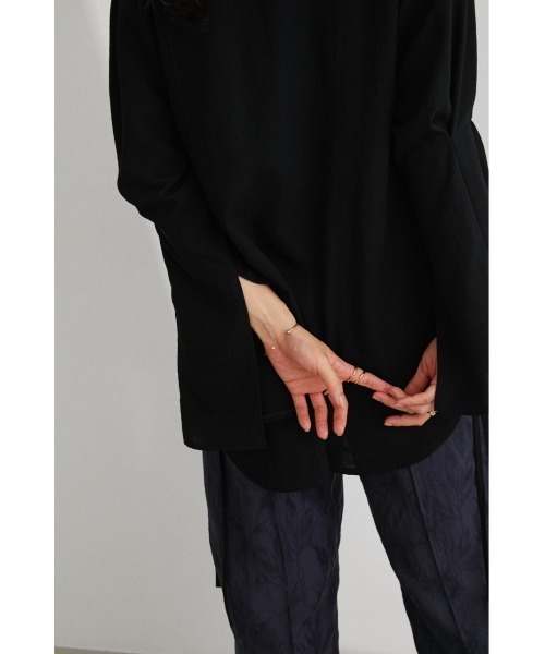 STYLEMIXER（スタイルミキサー）の「カフタンサイドリボントップ（シャツ/ブラウス・レディース・ブラック/ベージュ/レッド・FREE）」の20枚目の写真