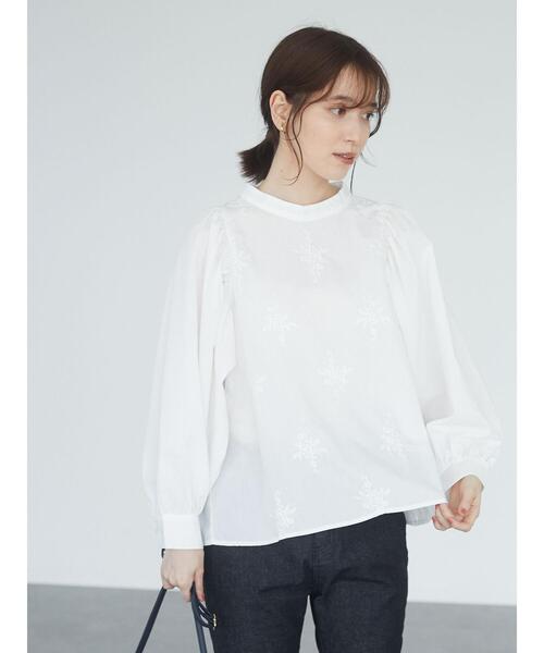 Green　Parks（グリーンパークス）の「・novem9 刺繍×バルーンスリーブブラウス＊（シャツ/ブラウス・レディース・ブラック/ベージュ/オフホワイト・FREE）」の5枚目の写真