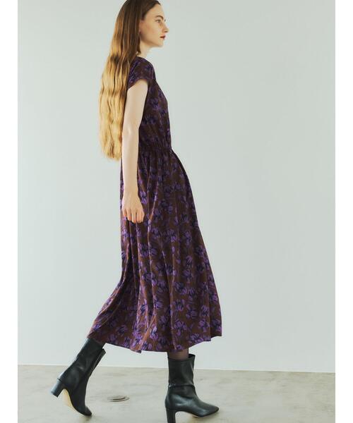 YECCA VECCA（イェッカヴェッカ）の「ミドル丈ブーツ＊（ブーツ・レディース・モカ/ブラック/アイボリー・M/S/L）」の8枚目の写真