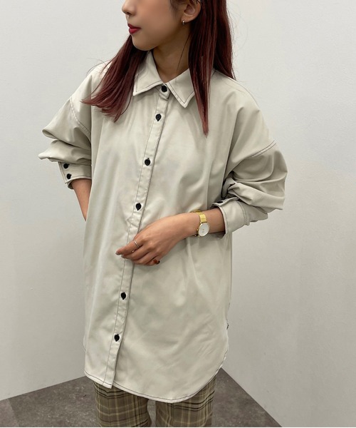 apres jour mignon(アプレジュールミニョン)の「ルーズシャツ 【ZOZOTOWN限定アイテム】【9PO】(シャツ/ブラウス・レディース・ブラック/グリーン/アイボリー・X-LARGE/フリー)」の4枚目の写真