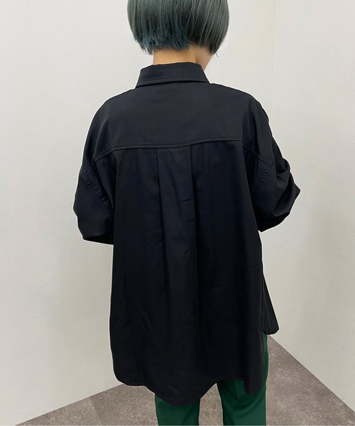 apres jour mignon(アプレジュールミニョン)の「ルーズシャツ 【ZOZOTOWN限定アイテム】【9PO】(シャツ/ブラウス・レディース・ブラック/グリーン/アイボリー・X-LARGE/フリー)」の14枚目の写真