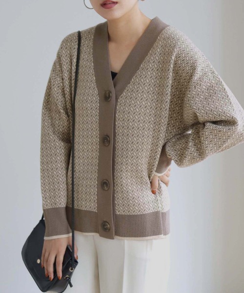 HER CLOSET(ハークローゼット)の「【shemoshelly】ビッグシルエットジャガードニットカーディガン(カーディガン/ボレロ・レディース・ブラック/ブラウン/レンガ・M)」の22枚目の写真