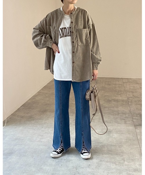 She's Closet(シーズクローゼット)の「ビッグシルエット無地スタンドカラーボリュームスリーブ長袖コーデュロイシャツ(シャツ/ブラウス・レディース・アイボリー/グレイッシュベージュ/ダークグリーン/チャコールグレー・FREE)」の12枚目の写真