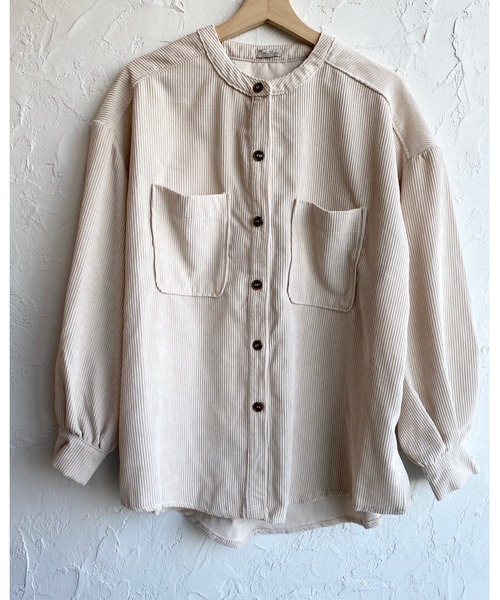 She's Closet(シーズクローゼット)の「ビッグシルエット無地スタンドカラーボリュームスリーブ長袖コーデュロイシャツ(シャツ/ブラウス・レディース・アイボリー/グレイッシュベージュ/ダークグリーン/チャコールグレー・FREE)」の21枚目の写真