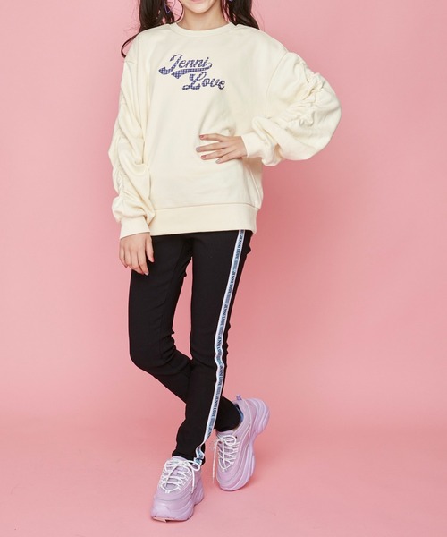 JENNI love（ジェニィラブ）の「袖ボリュームトレーナー（スウェット・キッズ・ブラック/ラベンダー/オフホワイト・150cm/130cm/140cm/160cm）」の21枚目の写真
