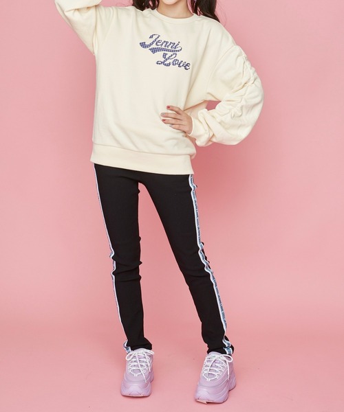 JENNI love（ジェニィラブ）の「袖ボリュームトレーナー（スウェット・キッズ・ブラック/ラベンダー/オフホワイト・150cm/130cm/140cm/160cm）」の22枚目の写真