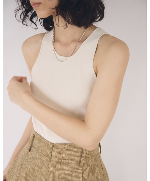 TODAYFUL（トゥデイフル）の「ハイゲージニットタンクトップ（タンクトップ・レディース・ブラック/オリーブ/オレンジ/キャメル/キナリ/ブルー系その他・FREE）」の17枚目の写真
