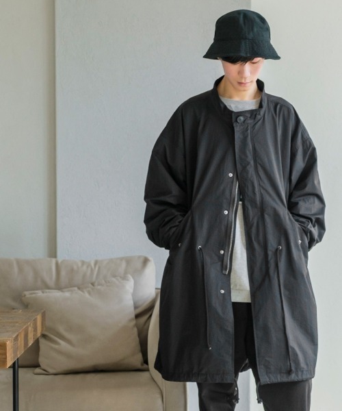 improves（インプローブス）の「スタンドカラー ワイドシルエット M-65タイプ モッズコート（モッズコート・レディース・ブラック/オリーブ/グレイッシュベージュ・MEDIUM/LARGE）」の4枚目の写真