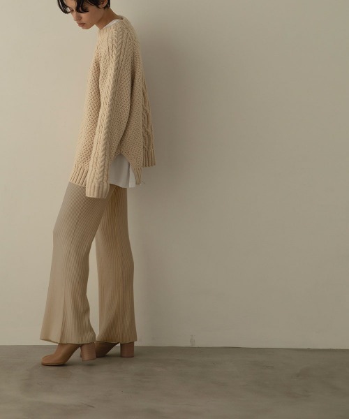 marjour（マージュール）の「LIB KNIT PANTS（その他パンツ・レディース・ベージュ/オフホワイト・M）」の3枚目の写真