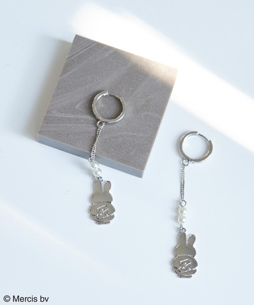 Miffy( ミッフィー)の「【miffy×ROPE' PICNIC】プレゼントモチーフピアス(ピアス(両耳用)・レディース・ゴールド/シルバー・FREE)」の2枚目の写真