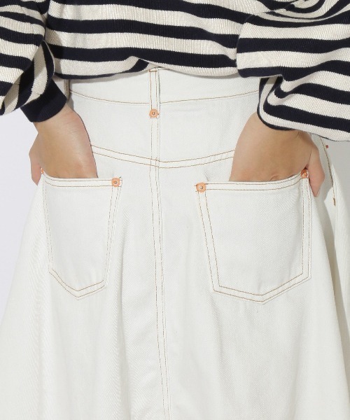 REDYAZEL（レディアゼル）の「デニムイレヘムフレアスカート（デニムスカート・レディース・オフホワイト/ブルー/ネイビー・SMALL/MEDIUM）」の7枚目の写真