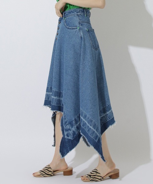 REDYAZEL（レディアゼル）の「デニムイレヘムフレアスカート（デニムスカート・レディース・オフホワイト/ブルー/ネイビー・SMALL/MEDIUM）」の11枚目の写真