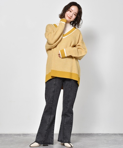 RETRO GIRL（レトロガール）の「フレアパンツ（デニムパンツ・レディース・ブラック/オフホワイト/インディゴブルー/ケミカルウォッシュ・M/L）」の11枚目の写真