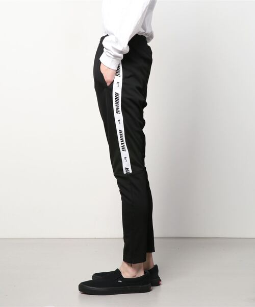 Mac-House(マックハウス)の「LARKiNS ラーキンス ロゴテープ使いトラックパンツ(その他パンツ・メンズ・ブラック・M/L/XL)」の19枚目の写真