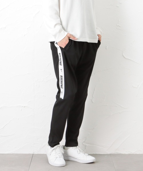 Mac-House(マックハウス)の「LARKiNS ラーキンス ロゴテープ使いトラックパンツ(その他パンツ・メンズ・ブラック・M/L/XL)」の4枚目の写真