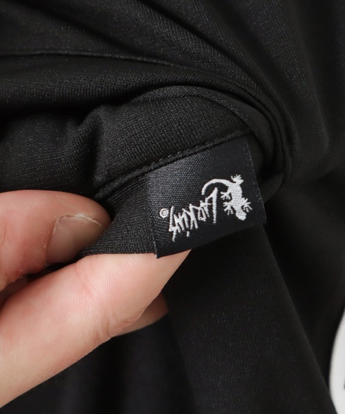 Mac-House(マックハウス)の「LARKiNS ラーキンス ロゴテープ使いトラックパンツ(その他パンツ・メンズ・ブラック・M/L/XL)」の13枚目の写真