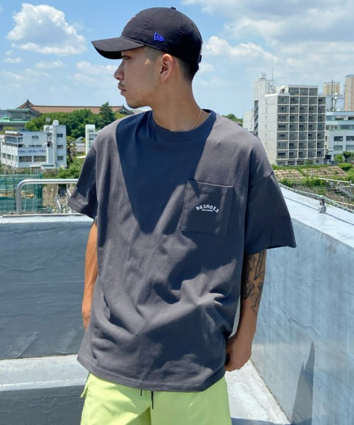 DC(ディーシー)の「【ムラサキスポーツ別注】DC/ディーシー オーバーサイズ バックロゴ/ポケットTシャツ DST222027M(Tシャツ/カットソー・メンズ・ブラック/ホワイト/グレー・XL/2XL/M/L)」の20枚目の写真