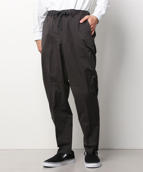 NAVY(ネイビー)の「SOLOTEX(R)使用 ストレッチテーパードパンツ(スラックス・メンズ・ベージュ/ネイビー/チャコール・S/M/L/XL)」の2枚目の写真