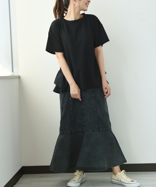 INTERPLANET（インタープラネット）の「ＢＡＣＫフリル異素材プルオーバー（Tシャツ/カットソー・レディース・ブラック/オフホワイト・FREE）」の10枚目の写真