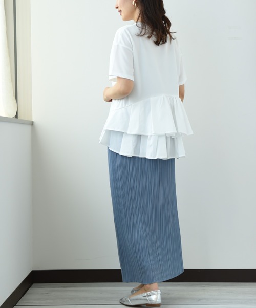 INTERPLANET（インタープラネット）の「ＢＡＣＫフリル異素材プルオーバー（Tシャツ/カットソー・レディース・ブラック/オフホワイト・FREE）」の22枚目の写真