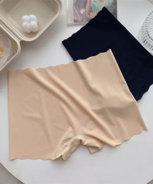 CLEA（クレア）の「シームレスペチコート（インナーウェア/肌着・レディース・ブラック/ベージュ・FREE）」の6枚目の写真