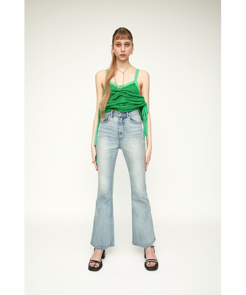 SLY（スライ）の「HW FLARE PT-C WITH ROICA（R）EF ハイウエスト  デニム フレアパンツ（デニムパンツ・レディース・ライトブルー・26inch/24inch/22inch/23inch/25inch）」の11枚目の写真