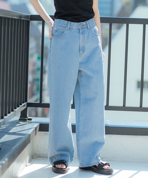 PBLIM(ページボーイリム)の「PAGEBOYLIM/ルーズストレートデニム(デニムパンツ・レディース・ホワイト/ライトブルー・MEDIUM/LARGE)」の14枚目の写真