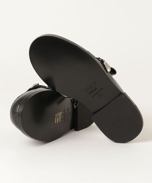 TOGA PULLA(トーガ プルラ)の「TOGA PULLA METAL LOAFER MULE(サンダル・レディース・ブラック・38/39/35/36/37)」の3枚目の写真