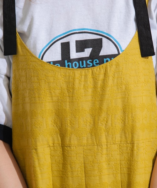 MERLOT(メルロー)の「ジオメトリック刺繍キャミワンピース(ワンピース・レディース・ホワイト/チャコールグレー/イエロー/ブルー・FREE)」の12枚目の写真