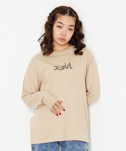 X-girl（エックスガール）の「WASHED FACE LOGO L/S TEE（Tシャツ/カットソー・レディース・ベージュ/ホワイト/チャコール・L/S/XL/M）」の4枚目の写真