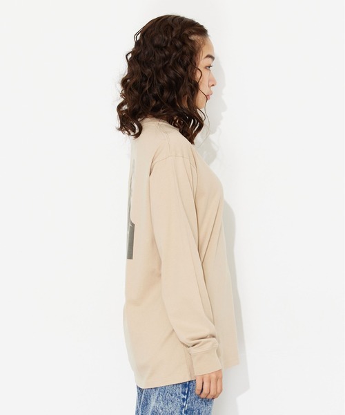 X-girl（エックスガール）の「WASHED FACE LOGO L/S TEE（Tシャツ/カットソー・レディース・ベージュ/ホワイト/チャコール・L/S/XL/M）」の6枚目の写真