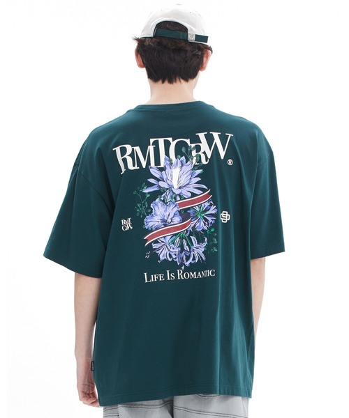 ROMANTIC CROWN(ロマンティッククラウン)の「【ROMANTIC CROWN】FLOWER RIBBON TEE / ロマンティッククラウン フラワー リボン グラフィック Tシャツ(Tシャツ/カットソー・メンズ・グリーン/ホワイト/ブラック・X-LARGE/SMALL/LARGE/MEDIUM)」の3枚目の写真
