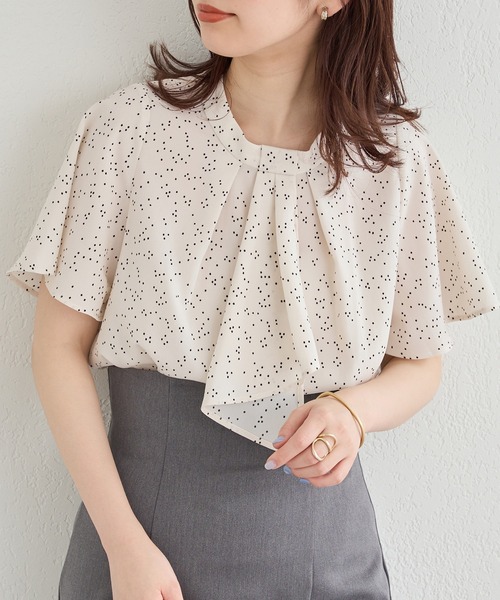 natural couture（ナチュラルクチュール）の「スカーフボータイフレア袖ブラウス（シャツ/ブラウス・レディース・グレイッシュベージュ/アイボリー/ブラウン/ミント/その他1/その他2/ネイビー・FREE）」の6枚目の写真