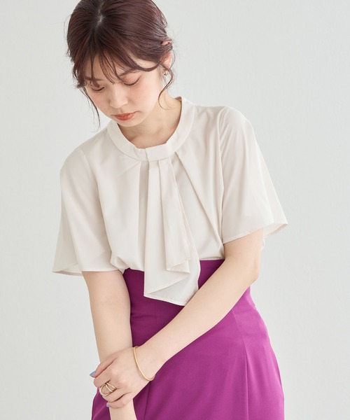 natural couture（ナチュラルクチュール）の「スカーフボータイフレア袖ブラウス（シャツ/ブラウス・レディース・グレイッシュベージュ/アイボリー/ブラウン/ミント/その他1/その他2/ネイビー・FREE）」の2枚目の写真