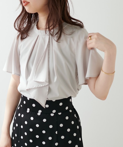 natural couture（ナチュラルクチュール）の「スカーフボータイフレア袖ブラウス（シャツ/ブラウス・レディース・グレイッシュベージュ/アイボリー/ブラウン/ミント/その他1/その他2/ネイビー・FREE）」の10枚目の写真