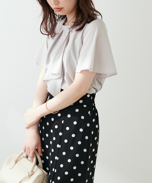 natural couture（ナチュラルクチュール）の「スカーフボータイフレア袖ブラウス（シャツ/ブラウス・レディース・グレイッシュベージュ/アイボリー/ブラウン/ミント/その他1/その他2/ネイビー・FREE）」の11枚目の写真