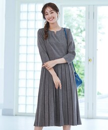 Tiaclasse（ティアクラッセ）の「【洗える】プリーツワンピース（ワンピース）」
