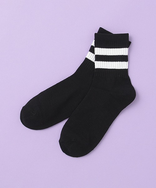 LOVETOXIC（ラブトキシック）の「2本ラインリブクルーソックス（ソックス/靴下・キッズ・ブラック/グリーン/オフホワイト/パープル・FREE）」の2枚目の写真